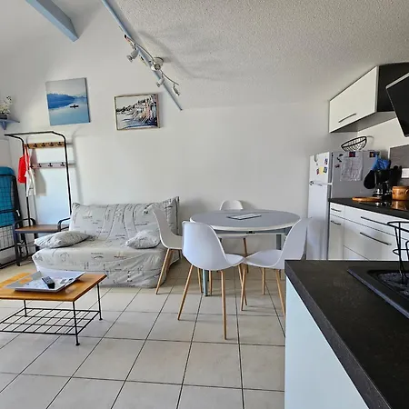 Casa de Férias Maisonnette Confortable Avec Piscine Privee Et Parking - Fr-1-476-166 La Faute-sur-Mer